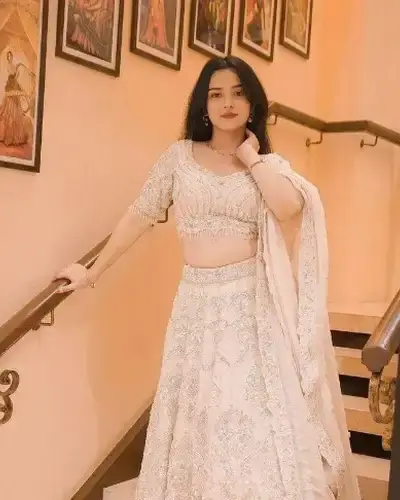 Escort Shahganj